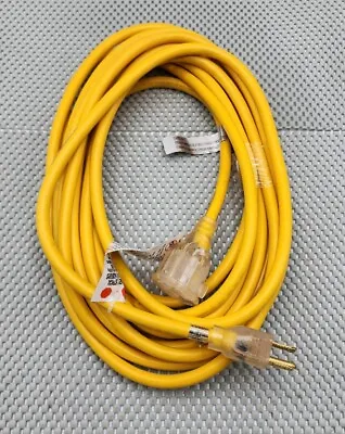 Monster Outdoor 25 Ft. L Yellow Locking Extension Cord 14/3 SJTW 3492139 • $29.39
