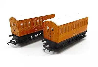 Hornby Thomas And Friends Annie And Clarabel Coaches Hornby R9293 • £10