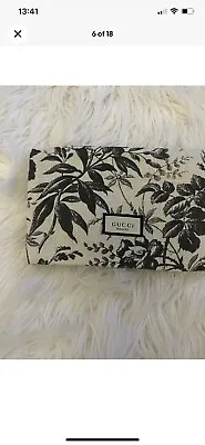 £15.99 • Buy Gucci Beauty Pouch Floral Print