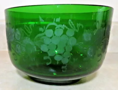 Vintage Green Etched Glass Bowl Grapes & Leaves Design 4.8  Diameter • $12