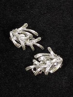 Vintage Silver Tone Open Work Coral Leaf Branch Clip On Earrings MCM • $5.59