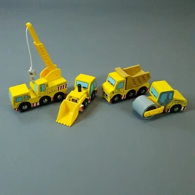 $23.39 • Buy Le Toy Van Wooden Construction Vehicles Lot Of 4 Crane Steamroller Digger Dumper