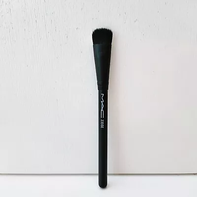 MAC 235 SE Split Fibre All Over Eye Brush Shortened Edition Brand New! • £14.17