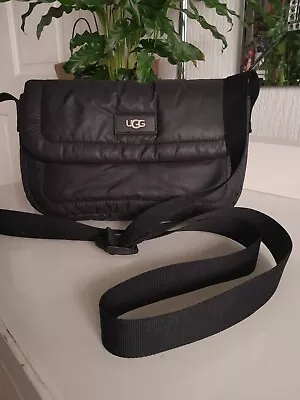 Black Nylon Quilted Ugg Messenger Bag 🖤 • £5.50