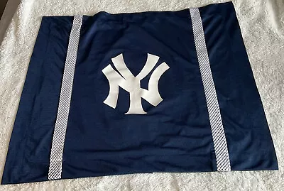 New York Yankees Pillow Sham Case MLB Baseball NY Blue & White 29x24 Logo VTG • $18.43