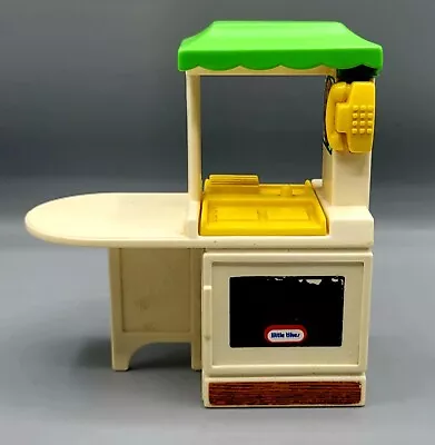 Vintage Little Tikes Dollhouse Party Kitchen Set - With Green Roof • $12