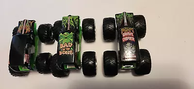 Hot Wheels Monster Jam Old Grave Digger Truck Lot 1/64 Scale Diecast Matal Body • $14.99