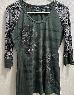 Miss Me Green Large Shirt • $9