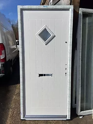 New White 952-2095 Cottage Style Composite Front Door In A White Upvc Frame • £395