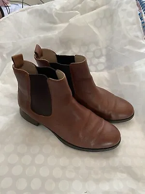 Tan Brown Leather Clarks Chelsea Boots - Size 5 • £20