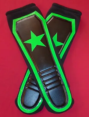 $84.99 • Buy Pro Wrestling KICKPADS Black With Green Outline And Stars - Gear - Other Colors