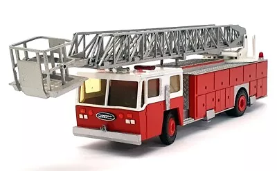 Conrad 1/50 Scale FE253 - E-One Fire Engine Truck Ladder - Red/White • $62.22