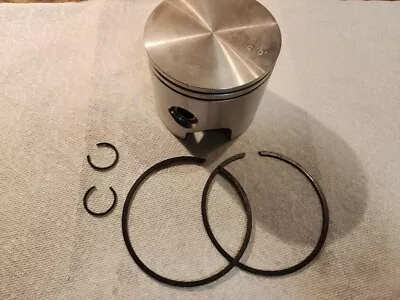 Piston Kit  Mercury 75 90 100 115 125  .015 Oversize 821896a3  Red Rhino Usa • $59.95