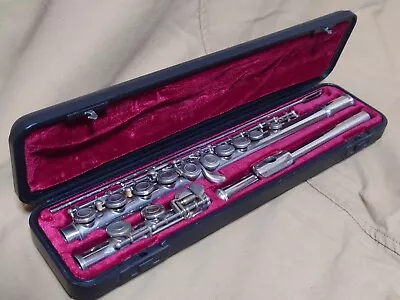 YAMAHA YFl-211 Flute Made In Japan • $208.45