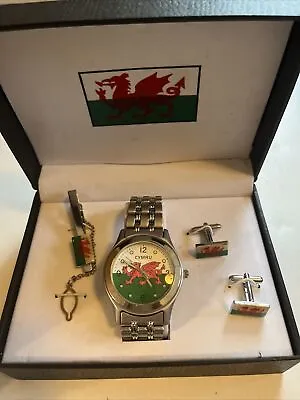 Cymru Welsh Flag Watch Set: Watch Tie Clip Cuff Links • £3.99