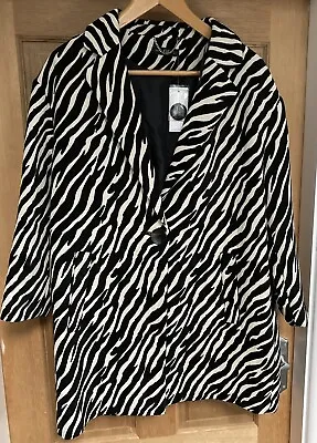 Ladies Brand New Light Weight Zebra Pattern Coat Size 16 • £9.99