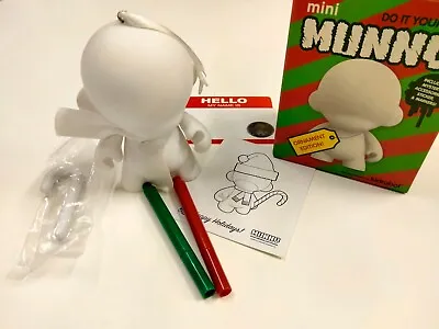 Kidrobot DIY Mini Munny Ornament Edition • £10