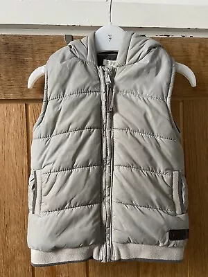 Mamas & Papas Age 18-24mths Hooded Gilet • £3