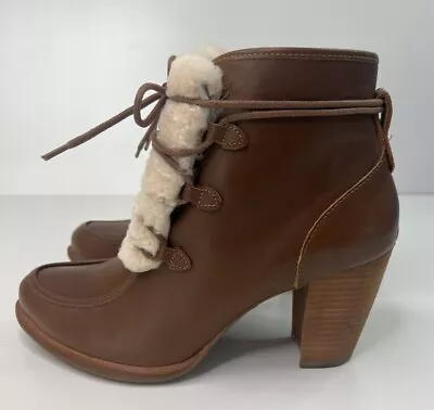 UGG Analise Exposed Fur Boot Brown Leather Lace Up Chic Stacked Heel Women's 9 • $35