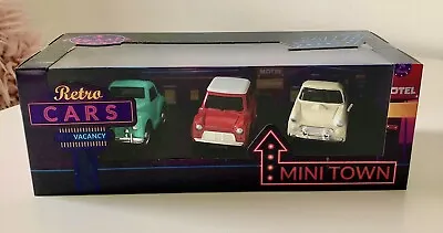£4.99 • Buy Retro Cars - Mini Town - Pack Of 3 Different Miniature Cars Multi Coloured