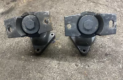 OMC Cobra / Volvo Penta Motor Engine Mounts (PAIR) # 911841 • $70