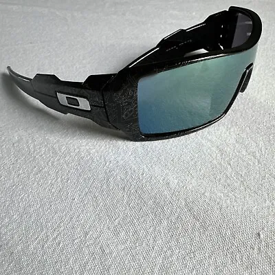 Oakley Oil Rig Sunglasses 24-001 Black Ghost Text Flat Stems Emerald Iridium • $175