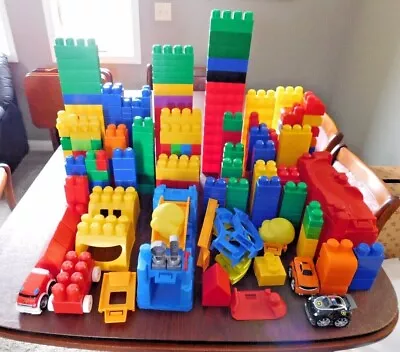 Mega Blocks Lot Of 393 Pieces Cars Race Track Mountain Buildings Signs Ramps • $75