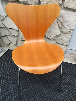 Fritz Hansen Chair Natural Cherry Arne Jacobsen Designer Series 7 Pre-owned 2000 • $265