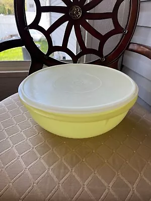 Vintage Tupperware Large 26 Cup Fix N Mix Bowl Container W Lid Yellow • $28