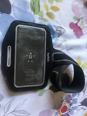 Belkin Sport Fit Armband Black • $7