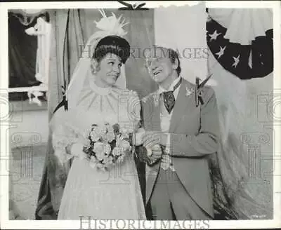 1962 Press Photo Actors Martha Raye And Jimmy Durante - Afa51081 • $19.88