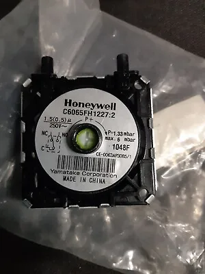 Honeywell Original Adjustable Air Pressure Switch C6065fh1227:2  New  • £35