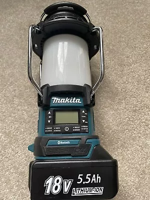 Makita DMR056 18V/14.4V LXT Cordless Lantern With DAB+ Radio With Batt VGC • £110