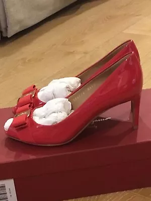 Salvatore Ferragamo Womens Shoes Size 38 • $200