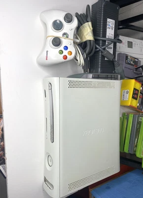 $45 • Buy Microsoft Xbox 360 Pro 20GB Console - Matte White (STUCK DISK TRAY)