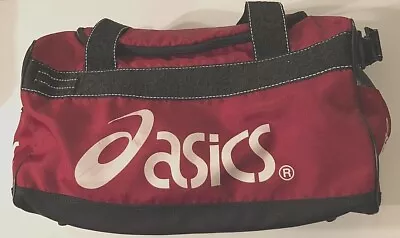 ING NEW YORK CITY MARATHON Asics Running Maroon Gym Duffel Bag • $45.97