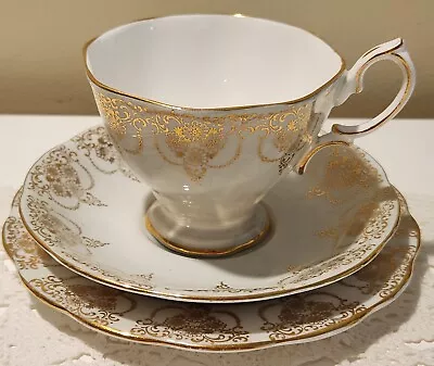 Salisbury TeaCup Trio Incl Saucer & Plate White & Gold 'Garland' Pattern Vintage • $50