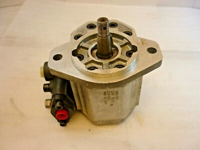 $169.95 • Buy Sauer Danfoss Hydraulic Power Steering Pump Motor 3NM3/33, Pn 551101287160