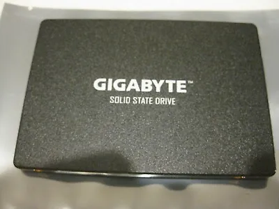 £35 • Buy 240GB Gigabyte SSD 2.5  SSD SATA 3.0 (6Gb/s) NAND Flash, 500MB/s Read, 420MB/