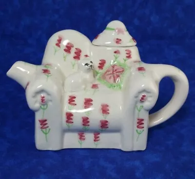 Vintage Ceramic Tea-Nee Cat On Sofa Miniature Teapot Cardinal Inc 1995 Couch • $11.95