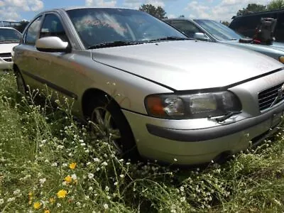 Passenger Strut Rear Sedan AWD Fits 02-09 VOLVO 60 SERIES 583531 • $86.18