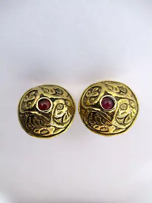 Metropolitan Museum Of Art MMA Garnet Cabochon Earrings 14k Posts • $49.88