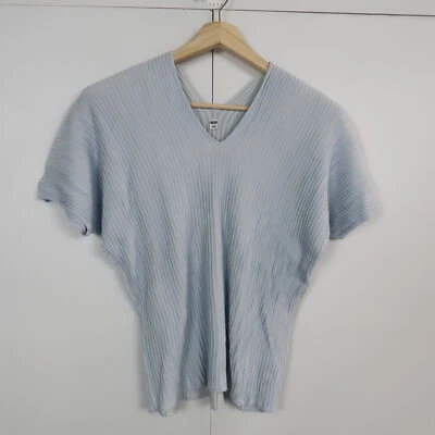 $13.98 • Buy Uniqlo Womens Top Size S Blue Knit Short Sleeve V-Neck Shirt Blouse