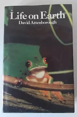 'Life On Earth' By David Attenborough Hardback Book • £3