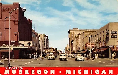 Postcard MI Muskegon Western Avenue Regent Theater Michigan 1950s • $7.99