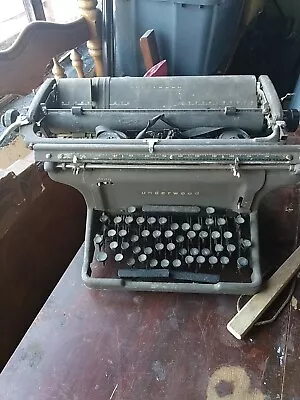1940's Underwood Universal Typewriter Vintage Working Condition • $22