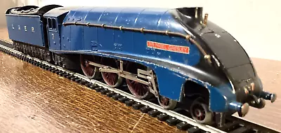 Hornby Dublo 3-Rail EDL1  A4 4-6-2  Sir Nigel Gresley 7 LNER Blue. • £13.50