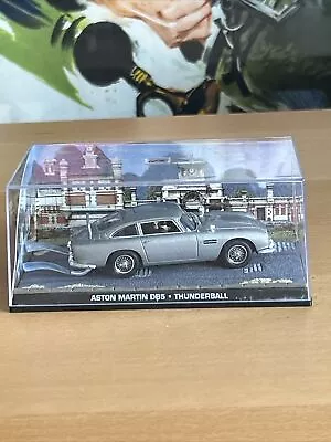 James Bond Car Collection Aston Martin DB5.  Thunderball • £10