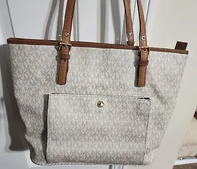 Michael Kors Vanilla Jet Set Md Snap Pocket Tote • $64.99