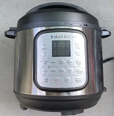 Instant Pot 6 Quart Crisp Multi-cooker + Air Fryer 9-in-1 Pressure Cooker LN • $80